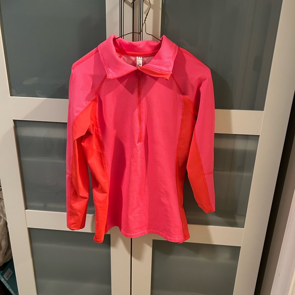 Under Armour Pink Performance 1/4 zip Size Medium